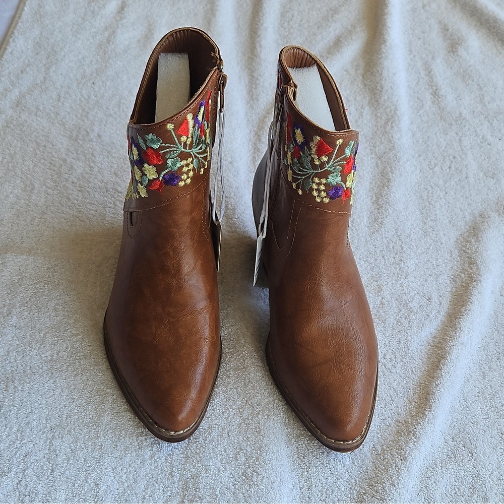 J.Adams Shoes Corral Brown Embroidered Western Ankle Bootie Pointed Toe Women 7